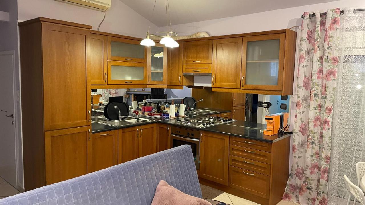 Awesome Home 3' From Metro Athen Eksteriør bilde