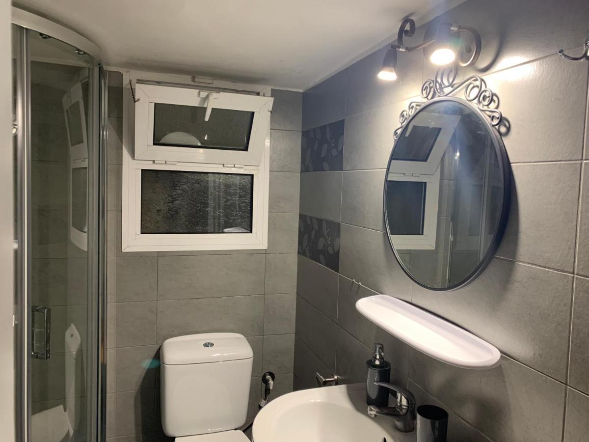 Awesome Home 3' From Metro Athen Eksteriør bilde